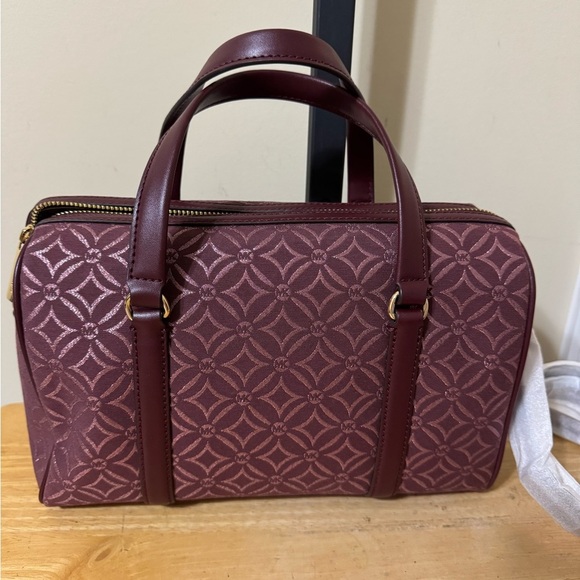 Michael Kors Merlot Patterned Satchel w/Umbrella - Picture 3 of 10